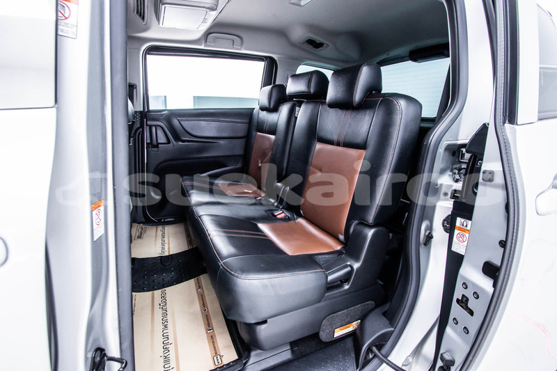 Big with watermark toyota sienna bangkok bangkok 66373