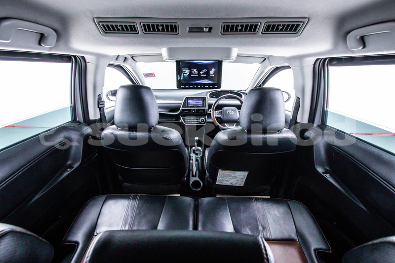 Big with watermark toyota sienna bangkok bangkok 66373