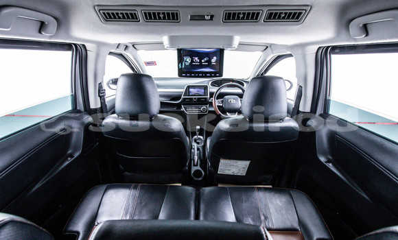 Buy Used Toyota Sienna Other Car in Bangkok in Bangkok Buy Used Toyota Sienna Other Car in Bangkok in Bangkok