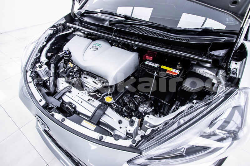 Big with watermark toyota sienna bangkok bangkok 66373