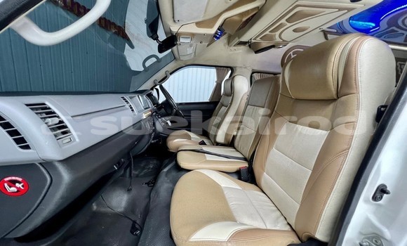 ซื้อ รถมือสอง Toyota Commuter ขาว รถยนต์ ใน %{เมือง} ใน กรุงเทพมหานคร ซื้อ รถมือสอง Toyota Commuter ขาว รถยนต์ ใน %{เมือง} ใน กรุงเทพมหานคร