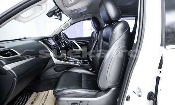 Buy Used Mitsubishi Pajero White Car in Bangkok in Bangkok Buy Used Mitsubishi Pajero White Car in Bangkok in Bangkok