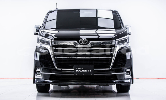 ซื้อ รถมือสอง Toyota Crown Majesta สีดำ รถยนต์ ใน %{เมือง} ใน กรุงเทพมหานคร ซื้อ รถมือสอง Toyota Crown Majesta สีดำ รถยนต์ ใน %{เมือง} ใน กรุงเทพมหานคร