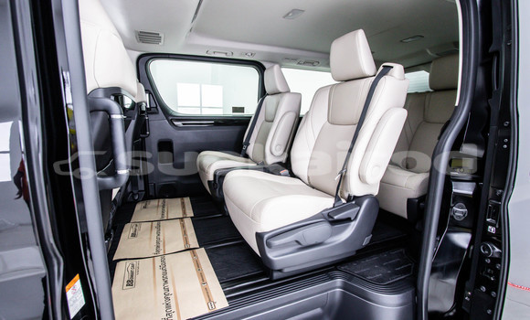 ซื้อ รถมือสอง Toyota Crown Majesta สีดำ รถยนต์ ใน %{เมือง} ใน กรุงเทพมหานคร ซื้อ รถมือสอง Toyota Crown Majesta สีดำ รถยนต์ ใน %{เมือง} ใน กรุงเทพมหานคร