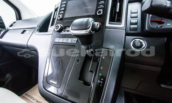 ซื้อ รถมือสอง Toyota Crown Majesta สีดำ รถยนต์ ใน %{เมือง} ใน กรุงเทพมหานคร ซื้อ รถมือสอง Toyota Crown Majesta สีดำ รถยนต์ ใน %{เมือง} ใน กรุงเทพมหานคร