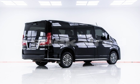 Buy Used Toyota Matrix Black Car in Bangkok in Bangkok Buy Used Toyota Matrix Black Car in Bangkok in Bangkok