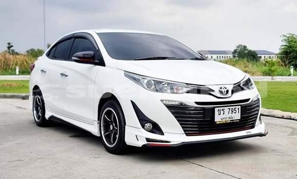 Buy Used Toyota Yaris White Car in Bangkok in Bangkok