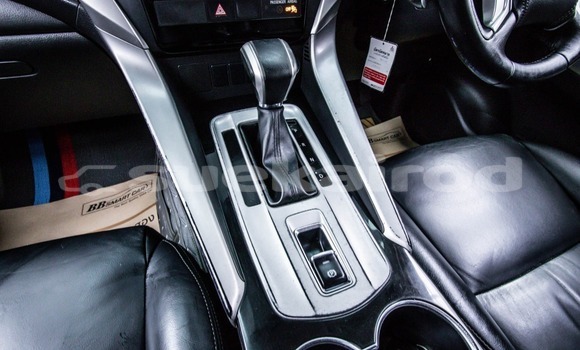 Buy Used Mitsubishi Pajero Sport Brown Car in Bangkok in Bangkok Buy Used Mitsubishi Pajero Sport Brown Car in Bangkok in Bangkok