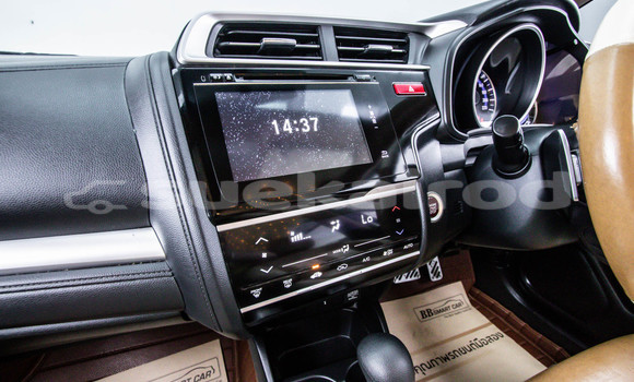 Buy Used Honda Jazz White Car in Bangkok in Bangkok Buy Used Honda Jazz White Car in Bangkok in Bangkok