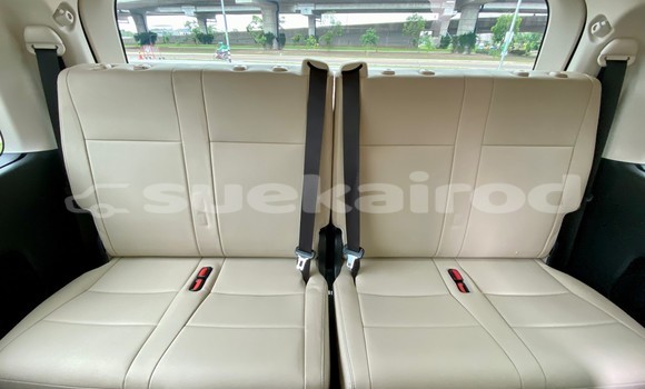 Buy Used Toyota Matrix Black Car in Bangkok in Bangkok Buy Used Toyota Matrix Black Car in Bangkok in Bangkok