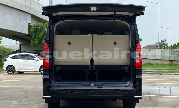 Buy Used Toyota Matrix Black Car in Bangkok in Bangkok Buy Used Toyota Matrix Black Car in Bangkok in Bangkok