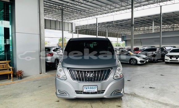 Buy Used Hyundai H1 Other Car in Bangkok in Bangkok