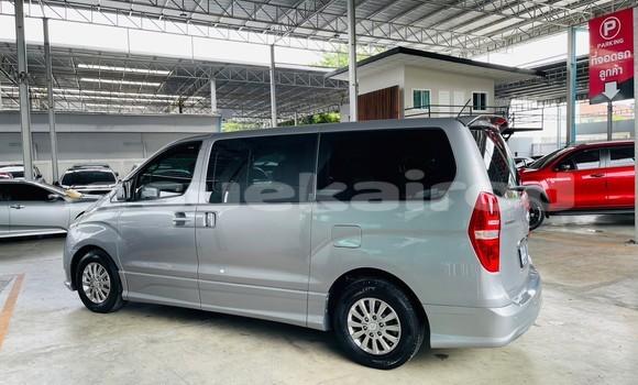 Buy Used Hyundai H1 Other Car in Bangkok in Bangkok Buy Used Hyundai H1 Other Car in Bangkok in Bangkok