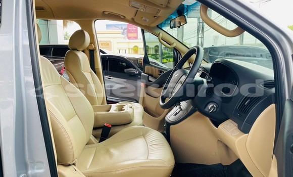 Buy Used Hyundai H1 Other Car in Bangkok in Bangkok Buy Used Hyundai H1 Other Car in Bangkok in Bangkok