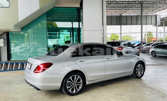 Buy Used Mercedes-Benz C-klasse Silver Car in Bangkok in Bangkok Buy Used Mercedes-Benz C-klasse Silver Car in Bangkok in Bangkok