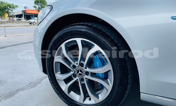 Buy Used Mercedes-Benz C-klasse Silver Car in Bangkok in Bangkok Buy Used Mercedes-Benz C-klasse Silver Car in Bangkok in Bangkok