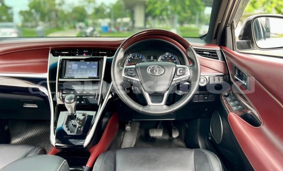 ซื้อ รถมือสอง Toyota Harrier ขาว รถยนต์ ใน %{เมือง} ใน กรุงเทพมหานคร ซื้อ รถมือสอง Toyota Harrier ขาว รถยนต์ ใน %{เมือง} ใน กรุงเทพมหานคร