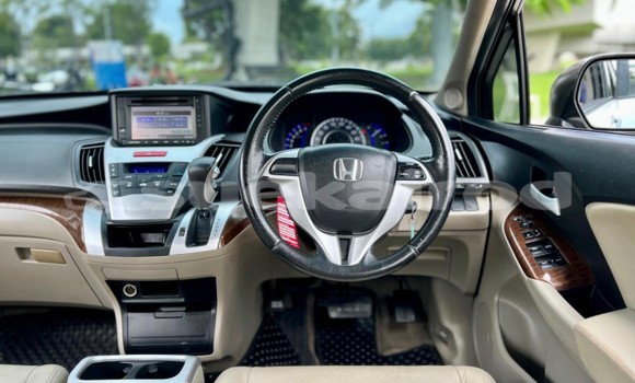 Buy Used Honda Odyssey White Car in Bangkok in Bangkok Buy Used Honda Odyssey White Car in Bangkok in Bangkok