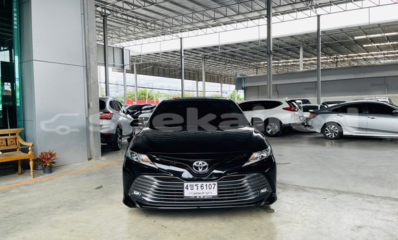 ซื้อ รถมือสอง Toyota Camry สีดำ รถยนต์ ใน %{เมือง} ใน กรุงเทพมหานคร