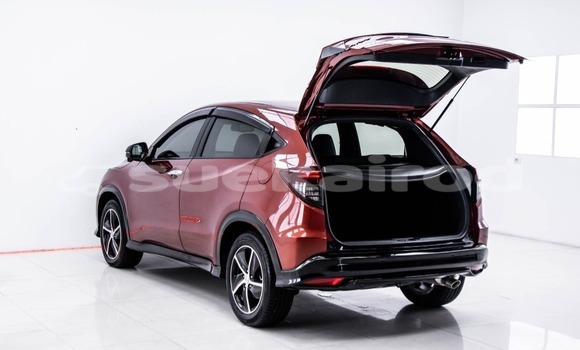 ซื้อ รถมือสอง Honda HR–V สีแดง รถยนต์ ใน %{เมือง} ใน กรุงเทพมหานคร ซื้อ รถมือสอง Honda HR–V สีแดง รถยนต์ ใน %{เมือง} ใน กรุงเทพมหานคร