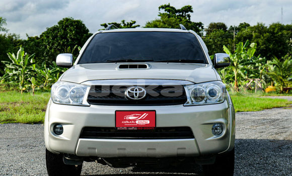 ซื้อ รถมือสอง Toyota Fortuner เงิน รถยนต์ ใน %{เมือง} ใน สระบุรี ซื้อ รถมือสอง Toyota Fortuner เงิน รถยนต์ ใน %{เมือง} ใน สระบุรี