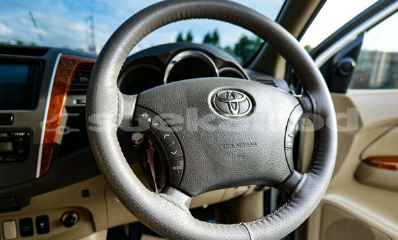 ซื้อ รถมือสอง Toyota Fortuner เงิน รถยนต์ ใน %{เมือง} ใน สระบุรี ซื้อ รถมือสอง Toyota Fortuner เงิน รถยนต์ ใน %{เมือง} ใน สระบุรี