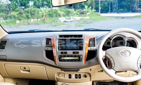 ซื้อ รถมือสอง Toyota Fortuner เงิน รถยนต์ ใน %{เมือง} ใน สระบุรี ซื้อ รถมือสอง Toyota Fortuner เงิน รถยนต์ ใน %{เมือง} ใน สระบุรี