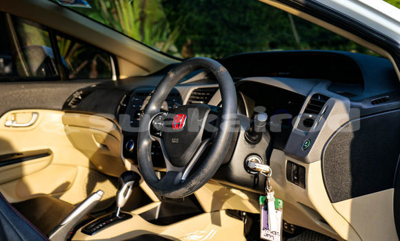 ซื้อ รถมือสอง Honda Civic ขาว รถยนต์ ใน %{เมือง} ใน สระบุรี ซื้อ รถมือสอง Honda Civic ขาว รถยนต์ ใน %{เมือง} ใน สระบุรี