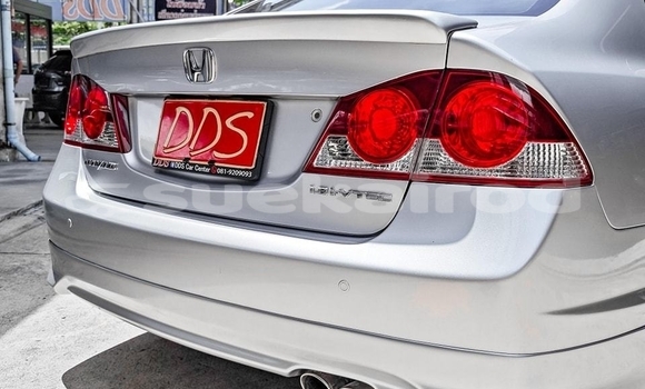 ซื้อ รถมือสอง Honda Civic เงิน รถยนต์ ใน %{เมือง} ใน กรุงเทพมหานคร ซื้อ รถมือสอง Honda Civic เงิน รถยนต์ ใน %{เมือง} ใน กรุงเทพมหานคร