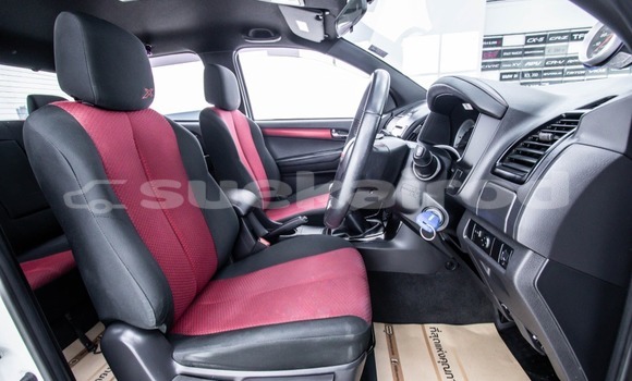 Buy Used Isuzu D-Max White Car in Bangkok in Bangkok Buy Used Isuzu D-Max White Car in Bangkok in Bangkok