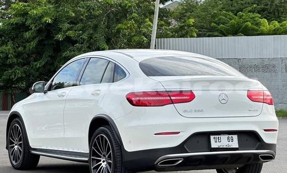 Buy Used Mercedes‒Benz GL–Class White Car in Bangkok in Bangkok Buy Used Mercedes‒Benz GL–Class White Car in Bangkok in Bangkok