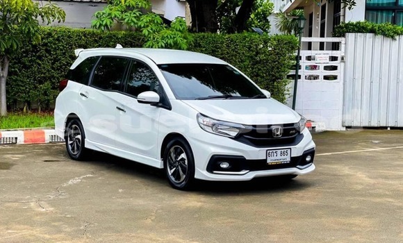 Buy Used Honda Mobilio White Car in Bangkok in Bangkok
