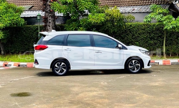 ซื้อ รถมือสอง Honda Mobilio ขาว รถยนต์ ใน %{เมือง} ใน กรุงเทพมหานคร ซื้อ รถมือสอง Honda Mobilio ขาว รถยนต์ ใน %{เมือง} ใน กรุงเทพมหานคร