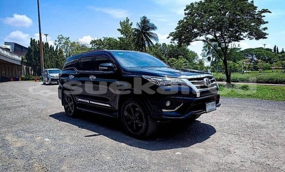 ซื้อ รถมือสอง Toyota Fortuner สีดำ รถยนต์ ใน %{เมือง} ใน กรุงเทพมหานคร ซื้อ รถมือสอง Toyota Fortuner สีดำ รถยนต์ ใน %{เมือง} ใน กรุงเทพมหานคร