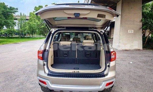 ซื้อ รถมือสอง Ford Everest อื่น ๆ รถยนต์ ใน %{เมือง} ใน กรุงเทพมหานคร ซื้อ รถมือสอง Ford Everest อื่น ๆ รถยนต์ ใน %{เมือง} ใน กรุงเทพมหานคร