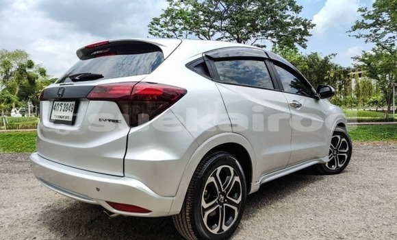 ซื้อ รถมือสอง Honda HR-V อื่น ๆ รถยนต์ ใน %{เมือง} ใน กรุงเทพมหานคร ซื้อ รถมือสอง Honda HR-V อื่น ๆ รถยนต์ ใน %{เมือง} ใน กรุงเทพมหานคร