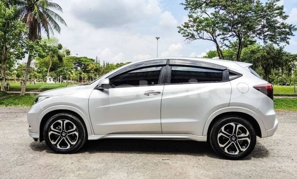 ซื้อ รถมือสอง Honda HR-V อื่น ๆ รถยนต์ ใน %{เมือง} ใน กรุงเทพมหานคร ซื้อ รถมือสอง Honda HR-V อื่น ๆ รถยนต์ ใน %{เมือง} ใน กรุงเทพมหานคร