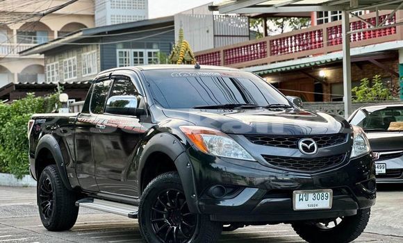 ซื้อ รถมือสอง Mazda BT-50 สีดำ รถยนต์ ใน %{เมือง} ใน กรุงเทพมหานคร