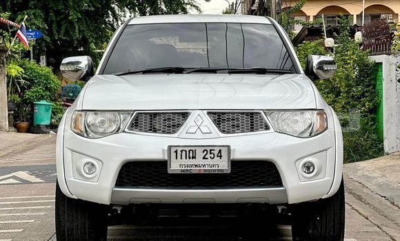Buy Used Mitsubishi Triton White Car in Bangkok in Bangkok