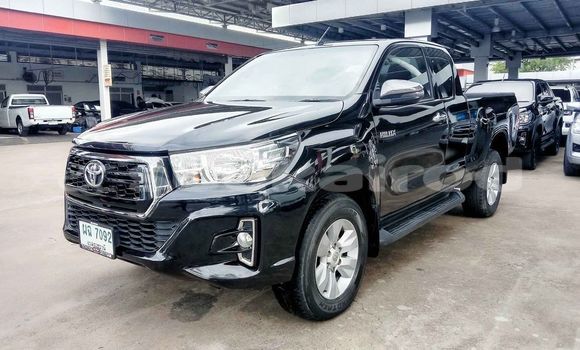 Buy Used Toyota Hiluxe Revo Black Car in Bangkok in Bangkok