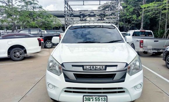 ซื้อ รถมือสอง Isuzu D-Max ขาว รถยนต์ ใน %{เมือง} ใน กรุงเทพมหานคร
