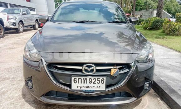 ซื้อ รถมือสอง Mazda 2 อื่น ๆ รถยนต์ ใน %{เมือง} ใน กรุงเทพมหานคร