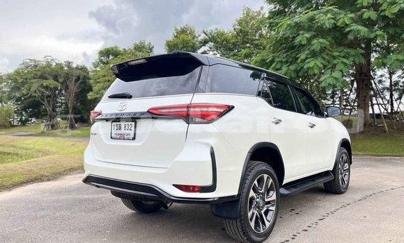 ซื้อ รถมือสอง Toyota Fortuner ขาว รถยนต์ ใน %{เมือง} ใน กรุงเทพมหานคร ซื้อ รถมือสอง Toyota Fortuner ขาว รถยนต์ ใน %{เมือง} ใน กรุงเทพมหานคร