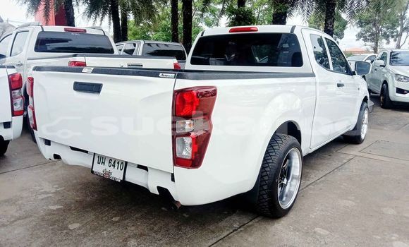 ซื้อ รถมือสอง Isuzu D-Max ขาว รถยนต์ ใน %{เมือง} ใน กรุงเทพมหานคร ซื้อ รถมือสอง Isuzu D-Max ขาว รถยนต์ ใน %{เมือง} ใน กรุงเทพมหานคร