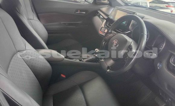 ซื้อ รถมือสอง Toyota C-HR สีดำ รถยนต์ ใน %{เมือง} ใน กรุงเทพมหานคร ซื้อ รถมือสอง Toyota C-HR สีดำ รถยนต์ ใน %{เมือง} ใน กรุงเทพมหานคร