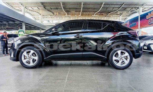 ซื้อ รถมือสอง Toyota C-HR สีดำ รถยนต์ ใน %{เมือง} ใน กรุงเทพมหานคร ซื้อ รถมือสอง Toyota C-HR สีดำ รถยนต์ ใน %{เมือง} ใน กรุงเทพมหานคร