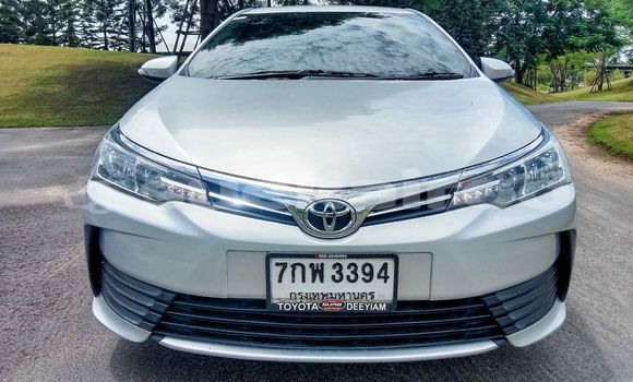 ซื้อ รถมือสอง Toyota Corolla อื่น ๆ รถยนต์ ใน %{เมือง} ใน กรุงเทพมหานคร