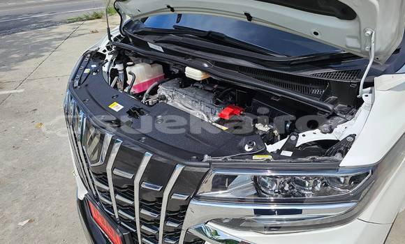 Buy Used Toyota Alphard White Car in Bangkok in Bangkok Buy Used Toyota Alphard White Car in Bangkok in Bangkok