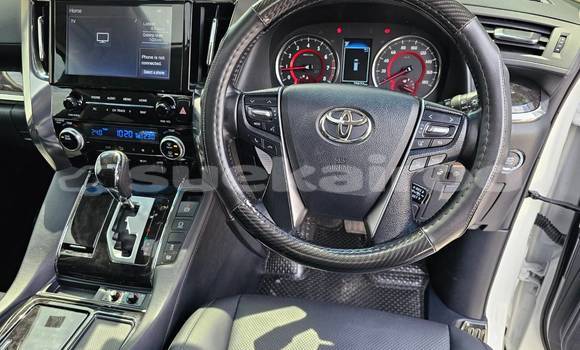 Buy Used Toyota Alphard White Car in Bangkok in Bangkok Buy Used Toyota Alphard White Car in Bangkok in Bangkok