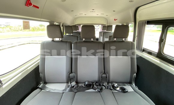 Buy Used Toyota Commuter White Car in Bangkok in Bangkok Buy Used Toyota Commuter White Car in Bangkok in Bangkok
